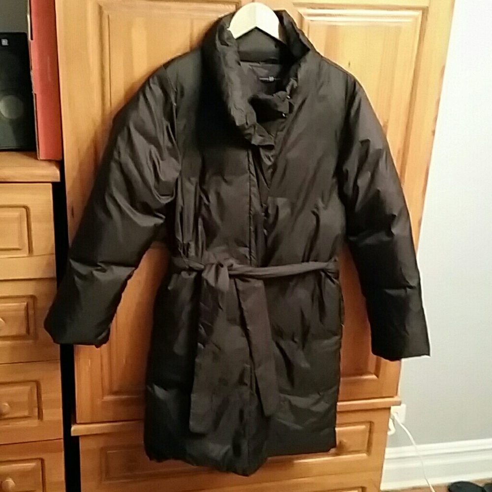 Gap Black Down Puffer Jacket with Belt